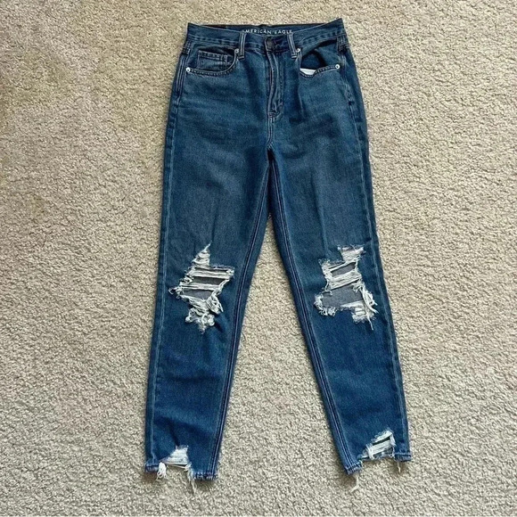 American Eagle Outfitters A.E. Women’s High Rise Mom Jeans Pants Size 2 - Picture 1 of 16